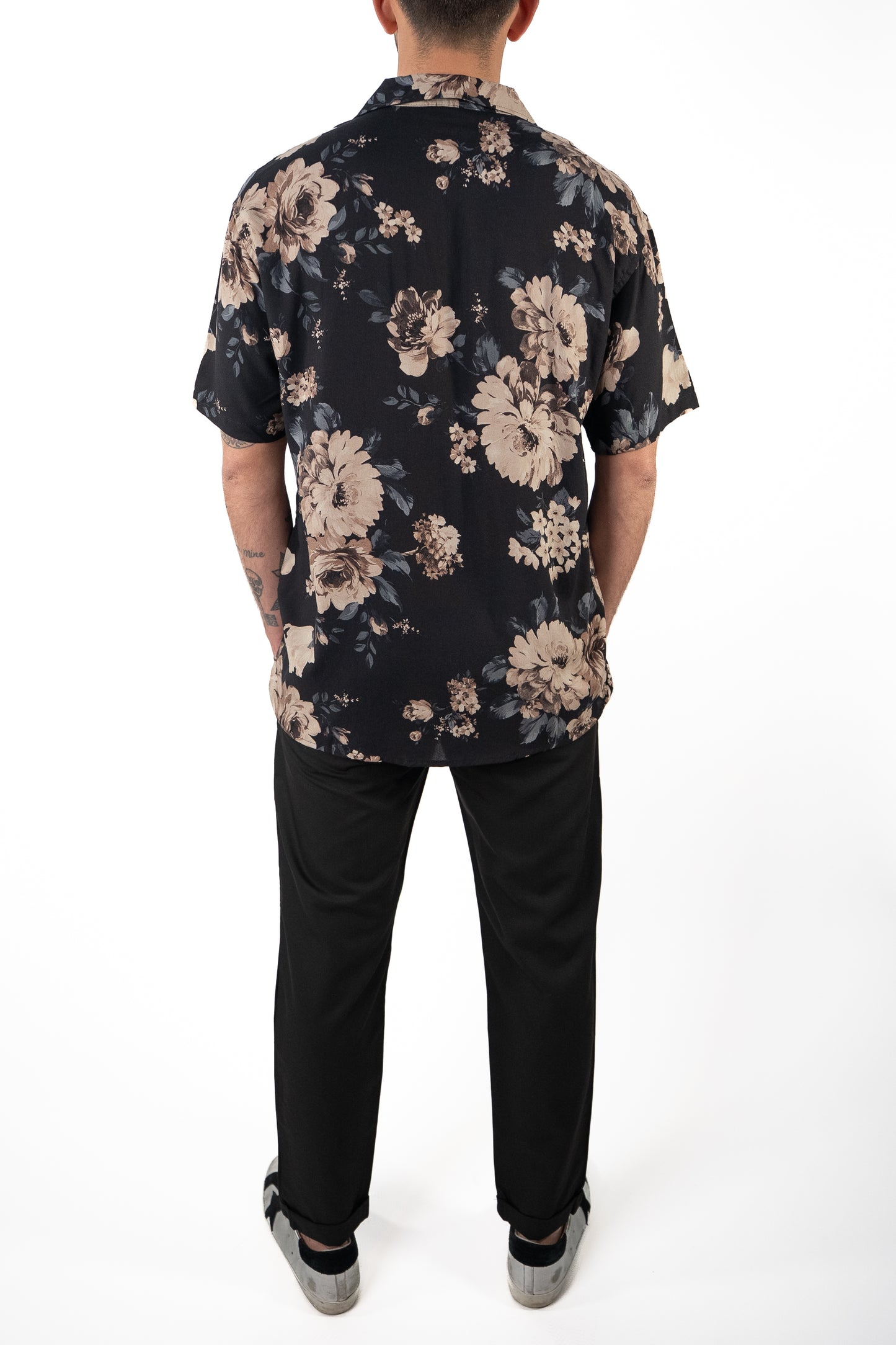 Camicia fantasia manica corta Fiore Nera