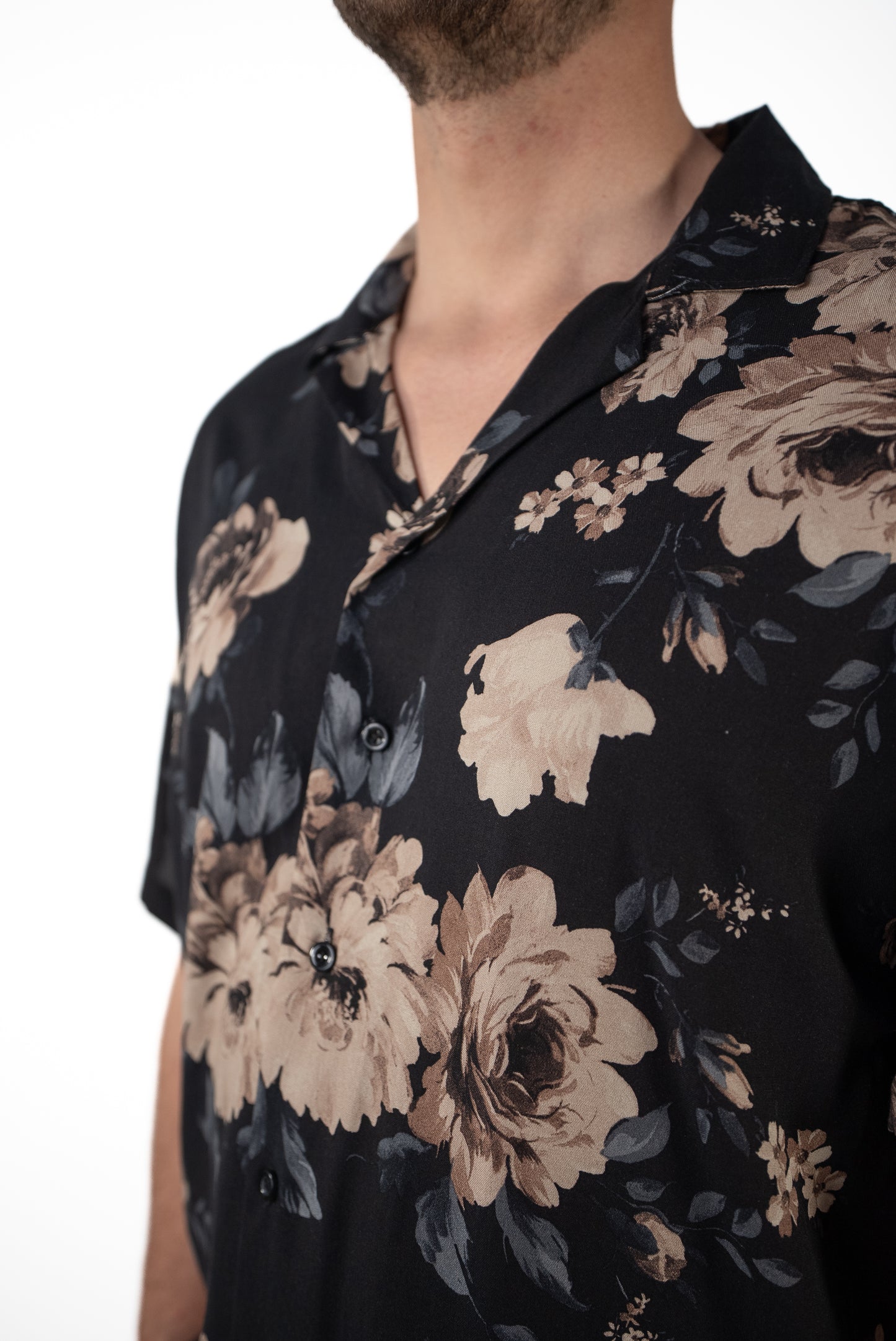 Camicia fantasia manica corta Fiore Nera