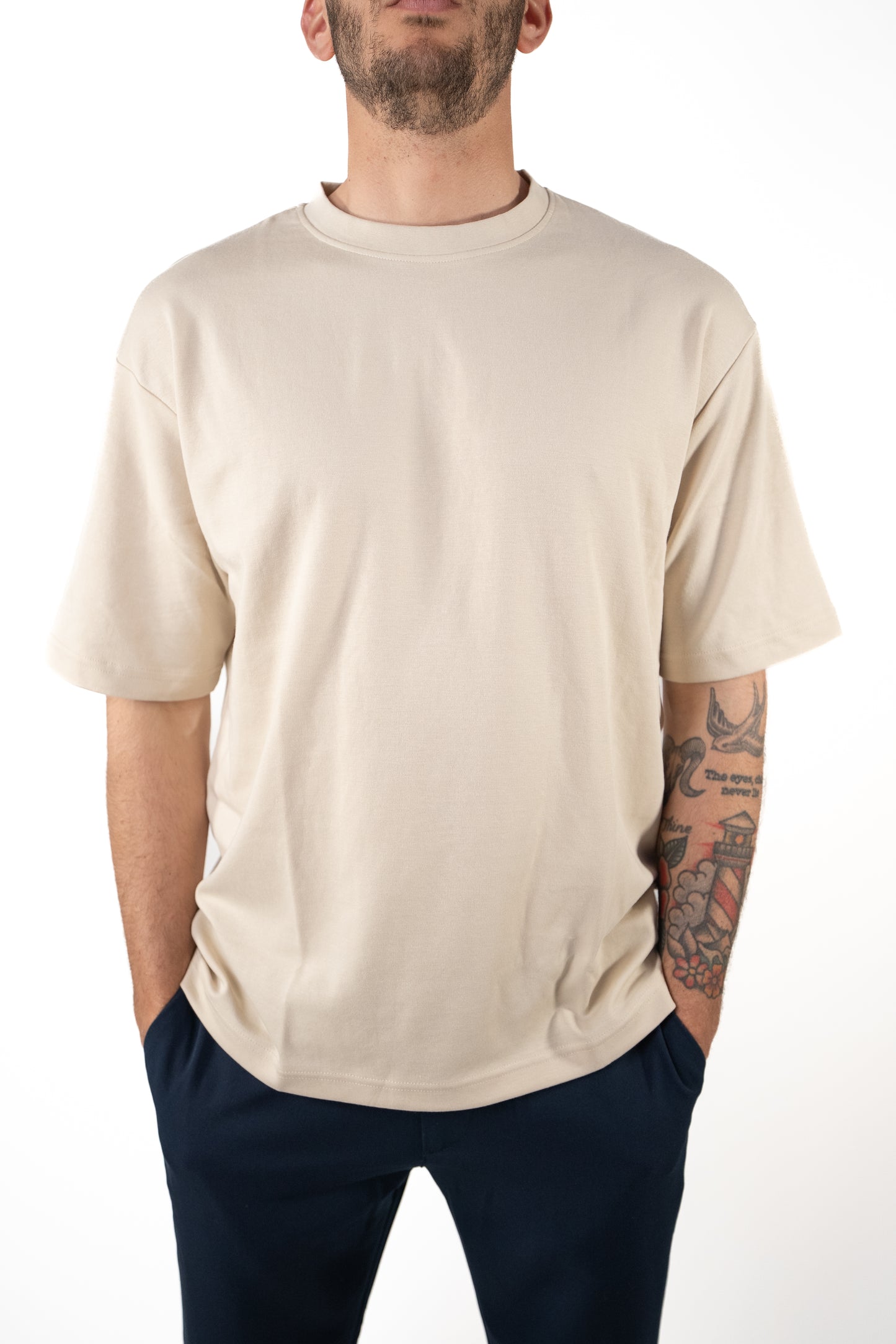 T-shirt Beige Over Basic