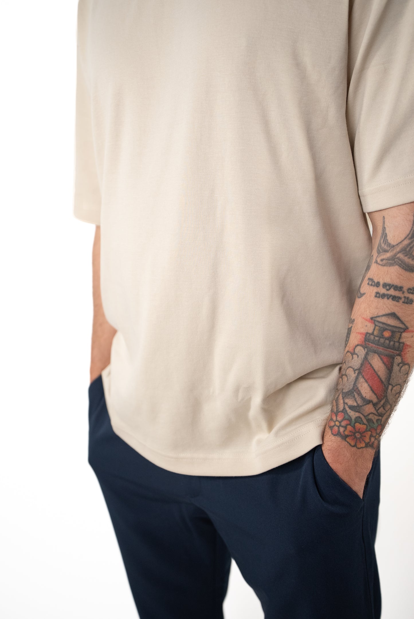 T-shirt Beige Over Basic