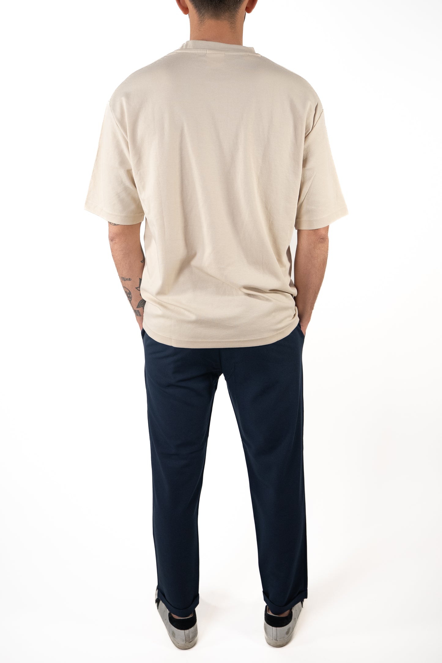 T-shirt Beige Over Basic