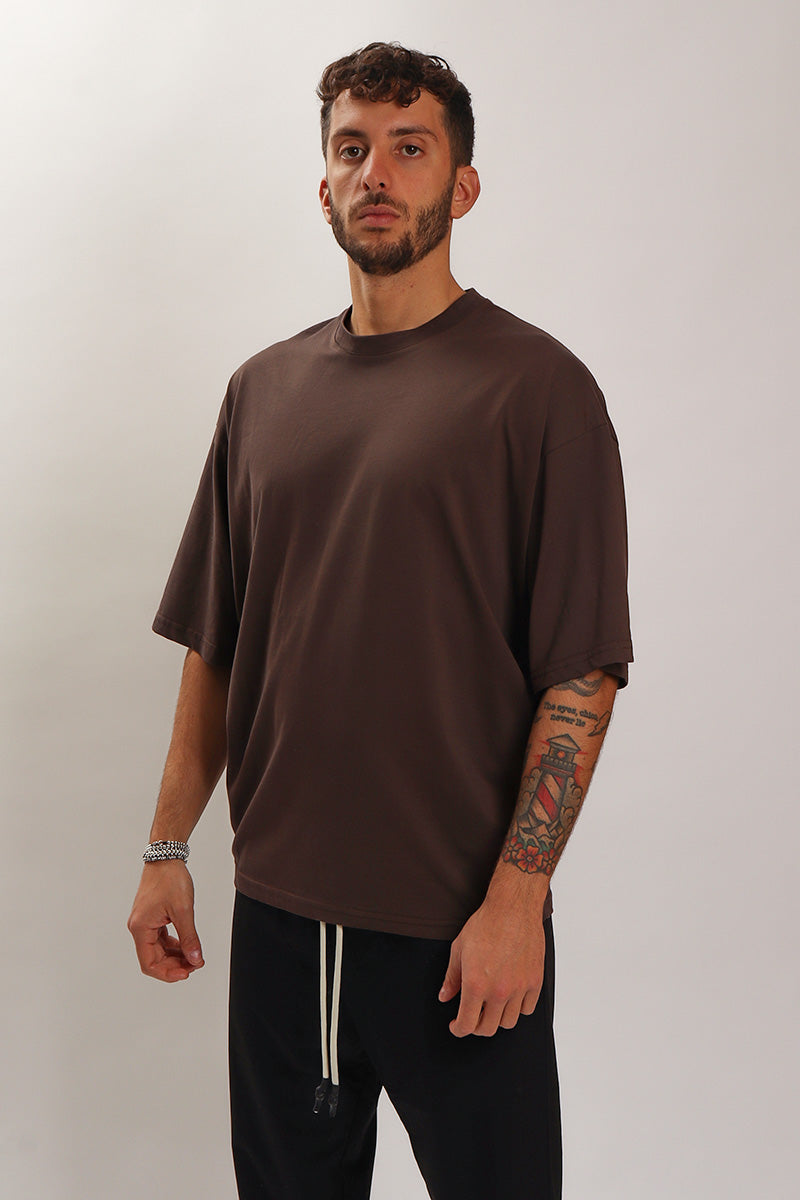 T-shirt Over Basic